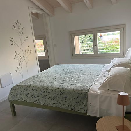 Le Casette B - Camera Con Bagno Pacengo Di Lazise Buitenkant foto